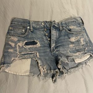 Size 6 US American Eagle ripped blue Jean short
